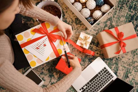 Online Raksha Bandhan Gift Hampers: Best Gift Ideas, Hamper Types and Shopping Guide